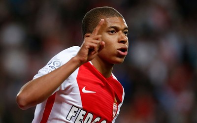 安博体育-J罗回忆皇马光辉岁月