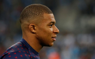 安博体育动态-于帕梅卡诺这出球犹豫酿大错